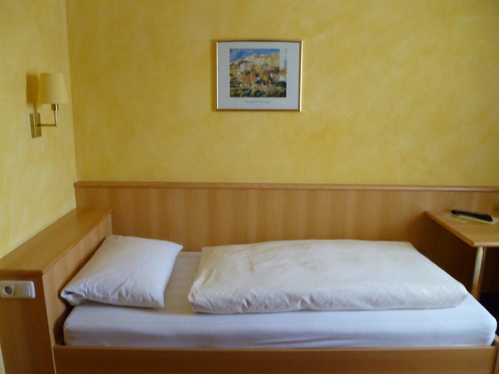 Gasthaus Zum Specht Hösbach Oda fotoğraf